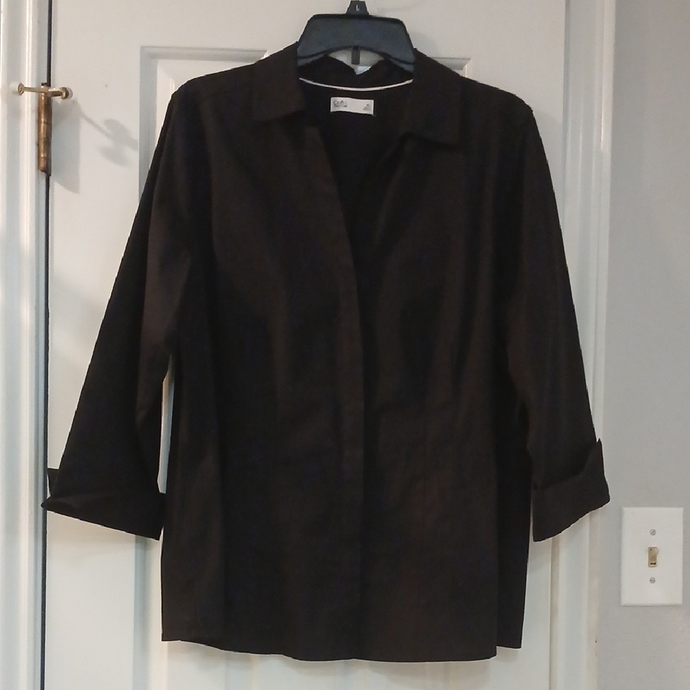 Croft & Barrow Elegant Black Button Down Shirt